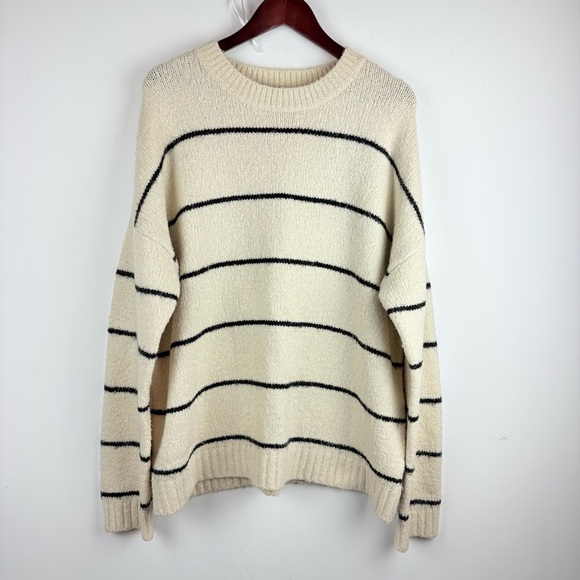Lush Nordstrom Women’s Ivory Stripe Oversized Sweater Chic Cozy Pullover Large L - Picture 4 of 9